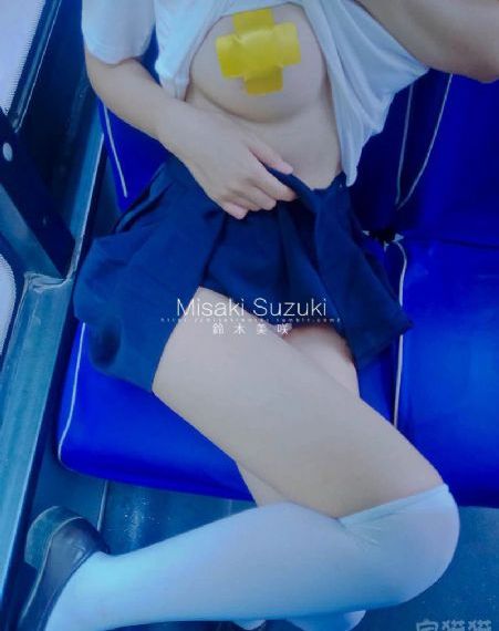 欧美熟女西班牙_剧情片迅雷电影在线