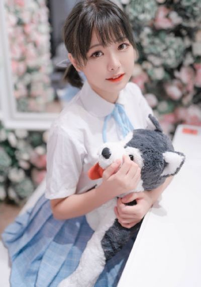 国产在线精品区区卡_BD高清欧美在线观看