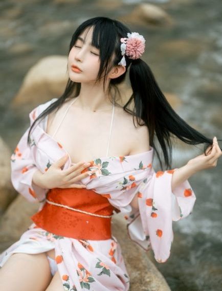 日韩女短发_720视频大全