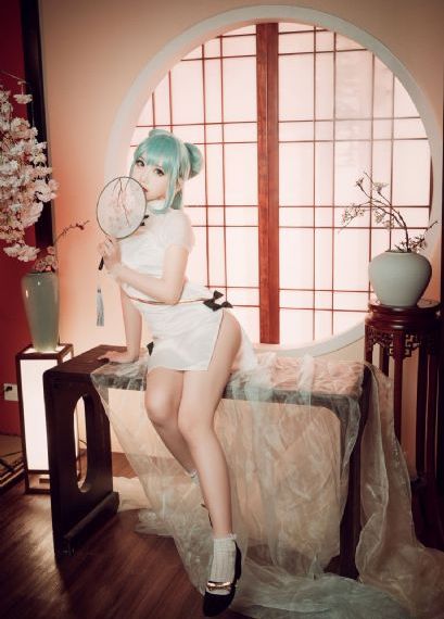 99久久人人爽亚洲精品美女探花_1080P在线观看