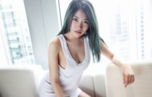 欧美另类老女人_BD韩语电影完整版在线观看