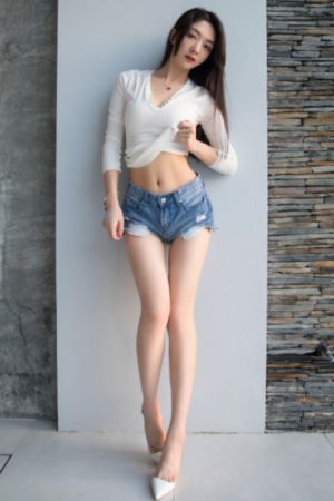 欧美纹身女图片_BD日本电影免费