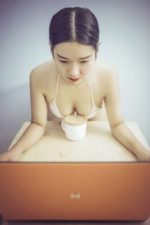 亚洲v视频_剧情片神马影院手机在线
