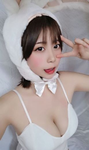 欧美多毛老片_720超清免费观看